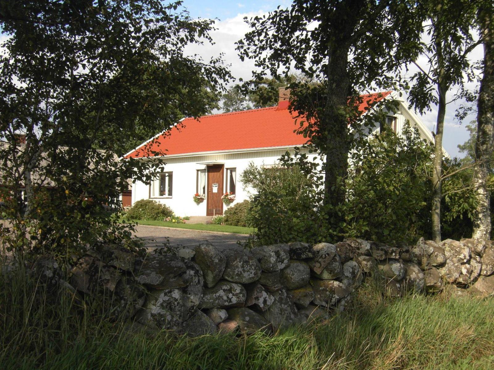 Hermanslycke Bed & Breakfast Tvaaker Экстерьер фото